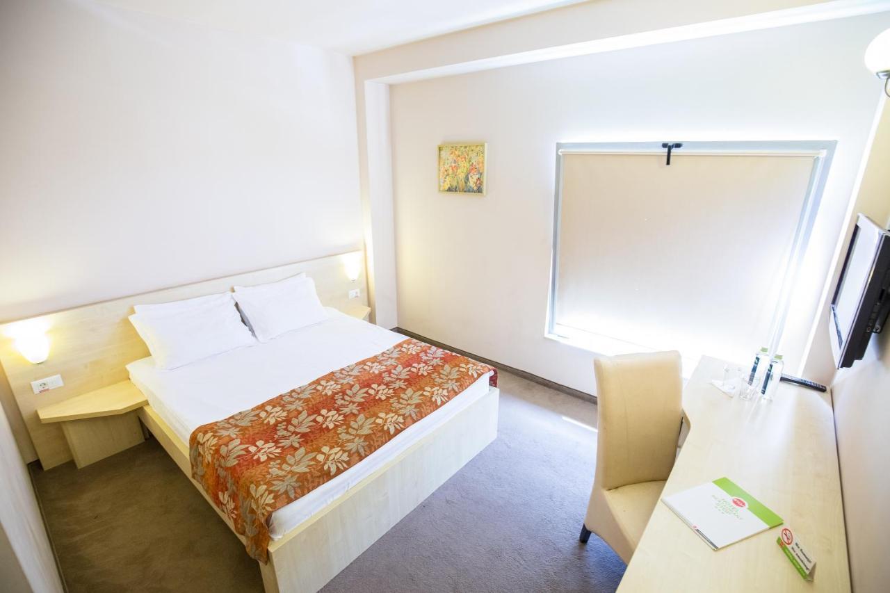 Stop Hotel 3*
